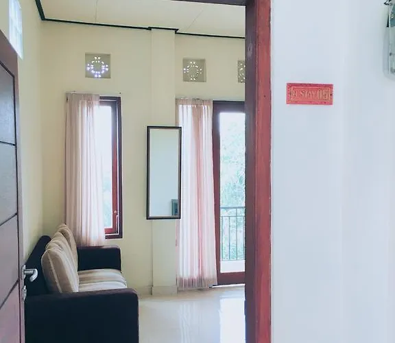 Habitación en casa particular Dstay Kost Bali