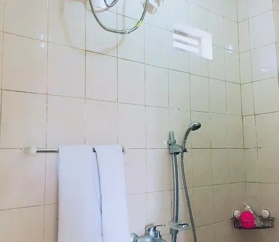 Habitación en casa particular Dstay Kost Bali *